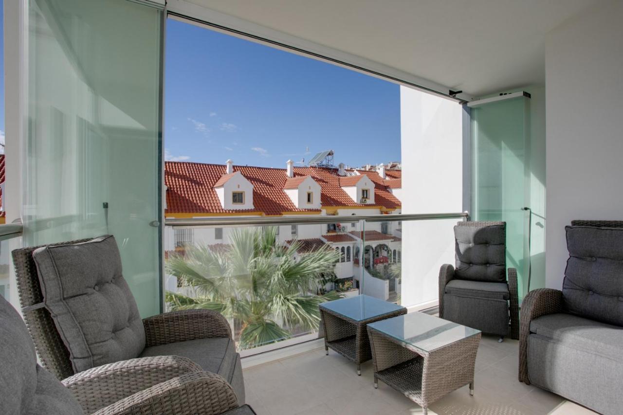 Apartamento Simi - Puerto Blanco Apartment Естепона Екстериор снимка
