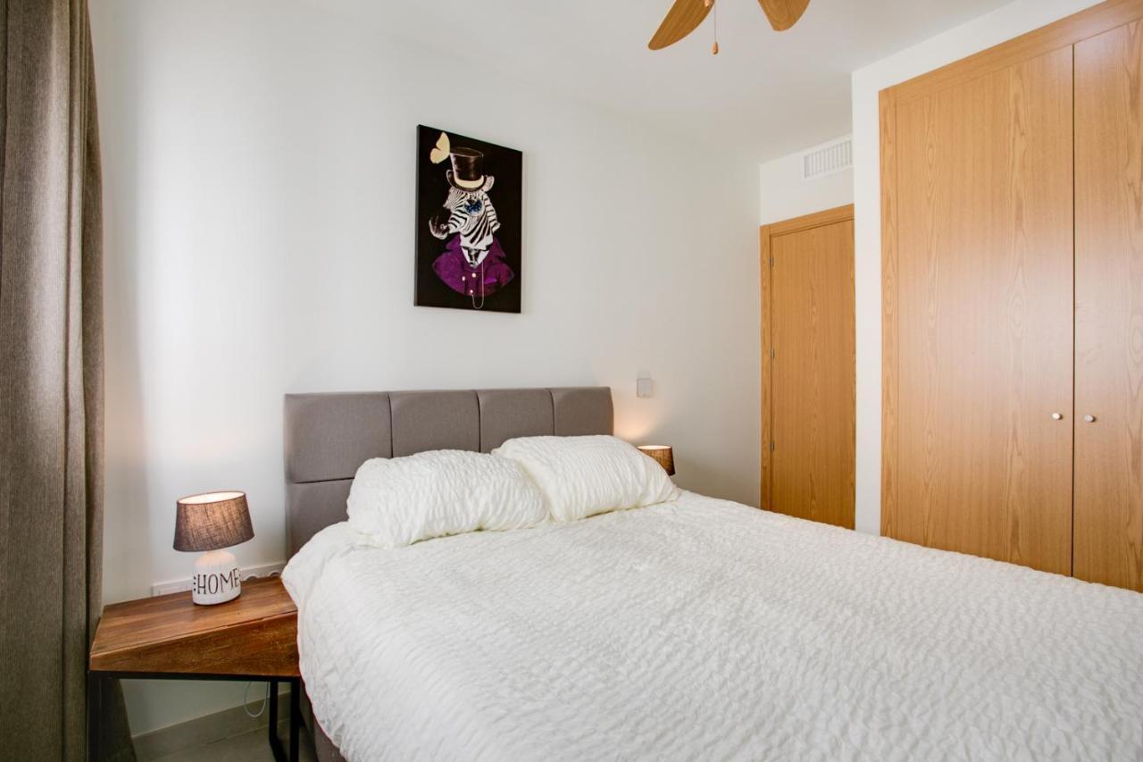 Apartamento Simi - Puerto Blanco Apartment Естепона Екстериор снимка